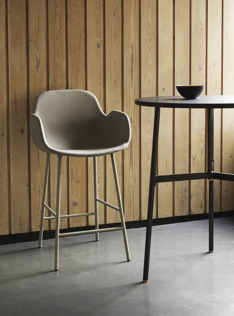 FORM BAR ARMCHAIR 65 CM FULL UPHOLSTERY STEEL