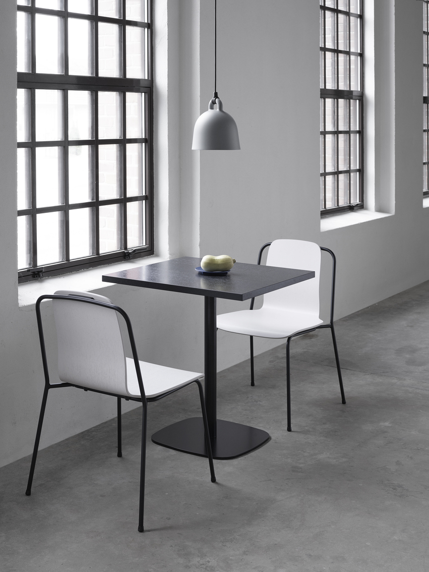 STUDIO CHAIR