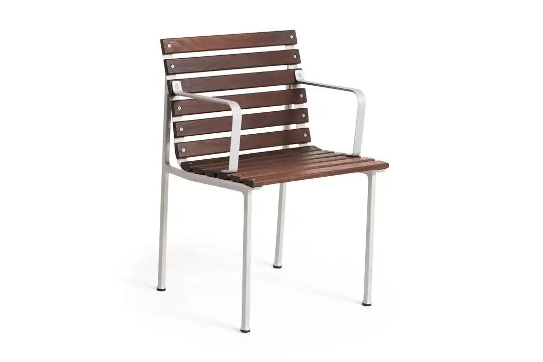 Traverse Armchair