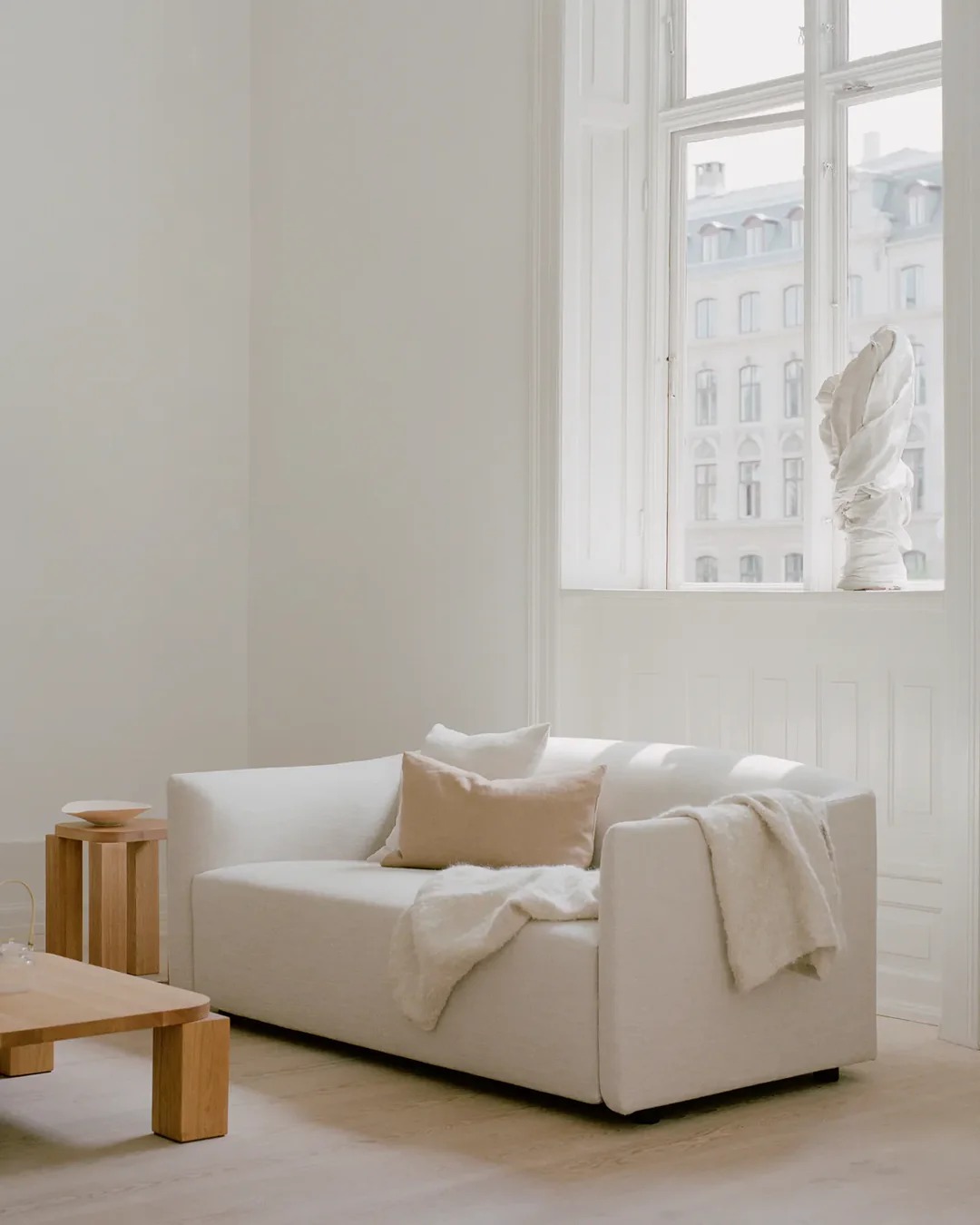 Shore Sofa Plinth