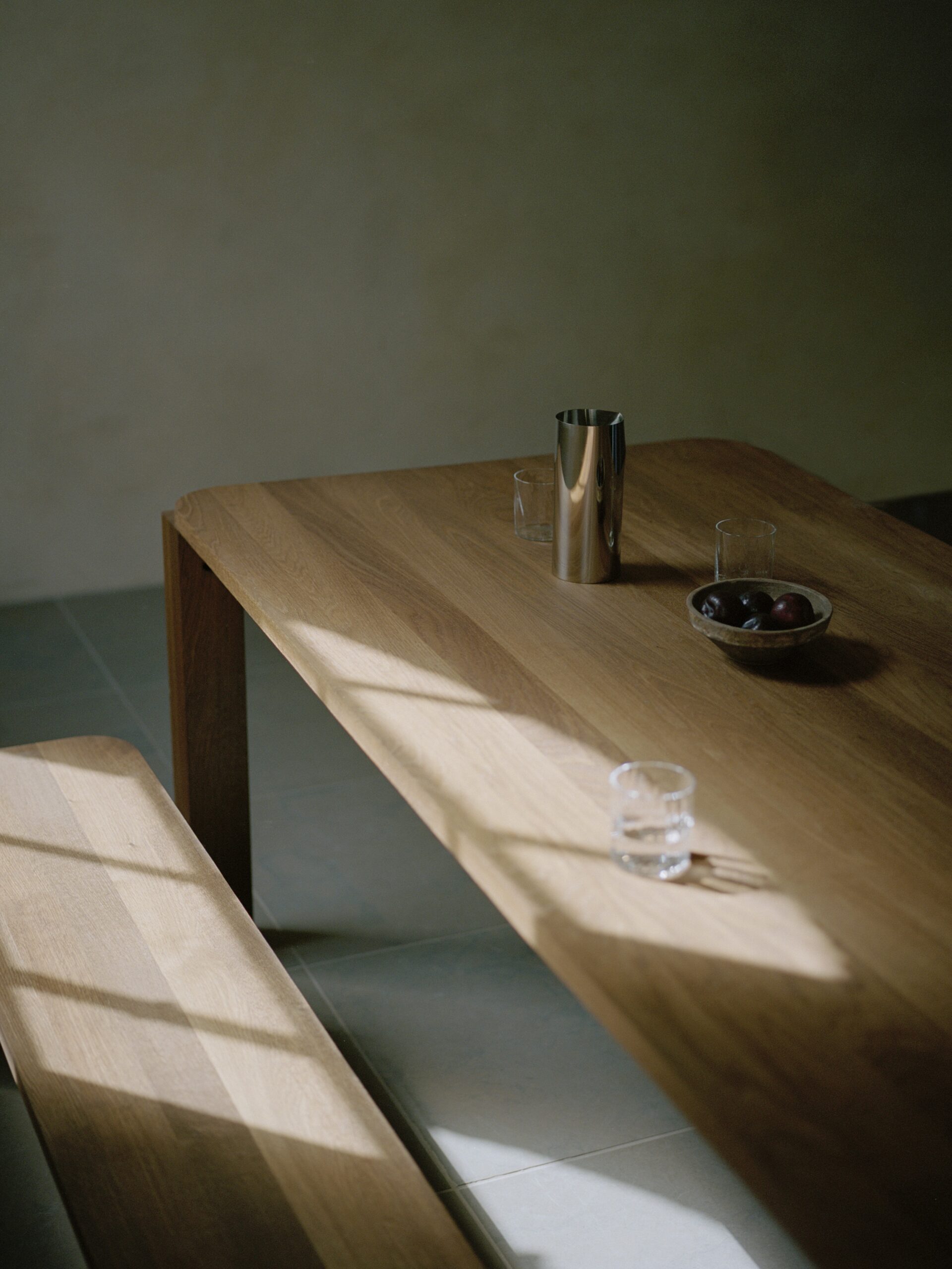 Atlas Dining Table