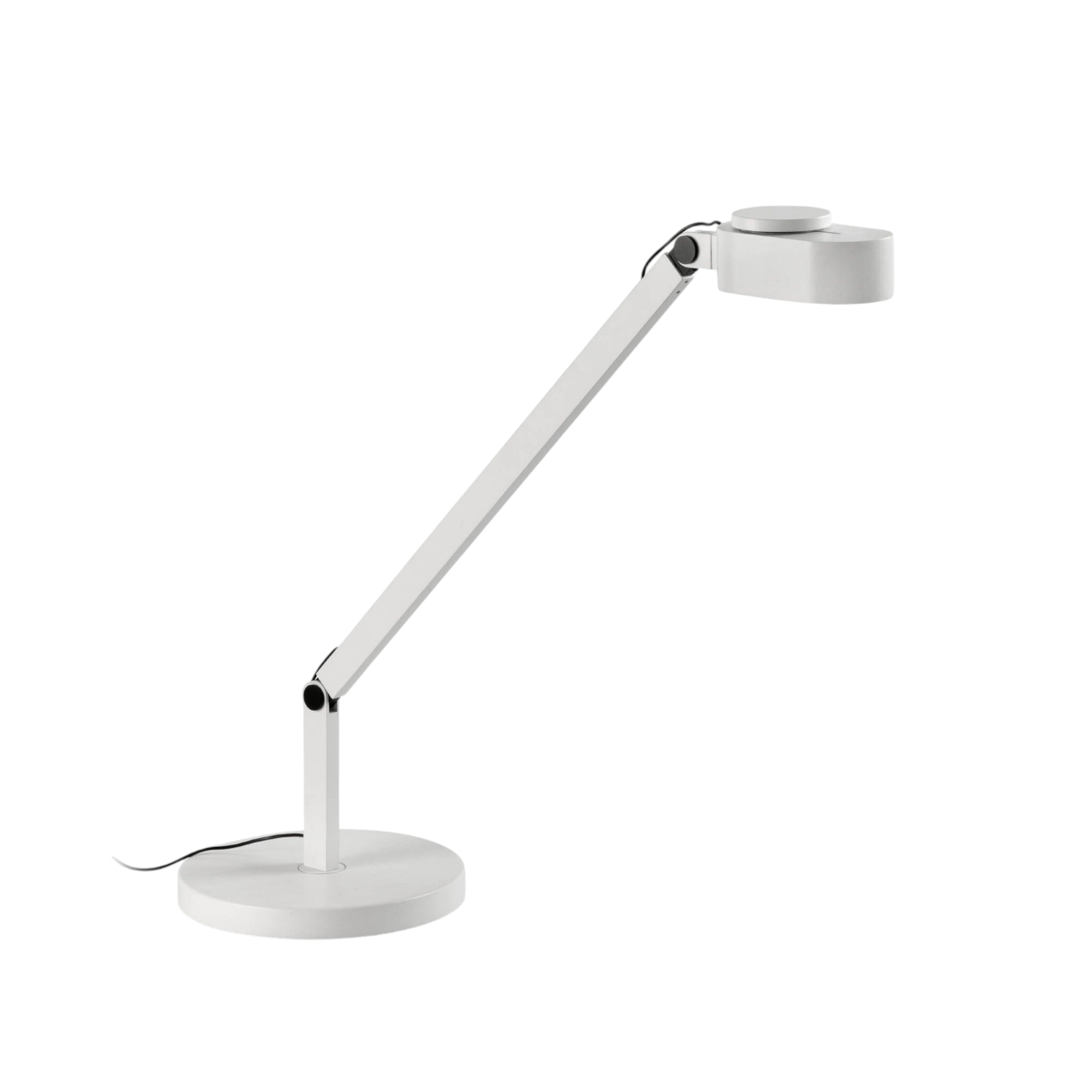 INVITING table lamp